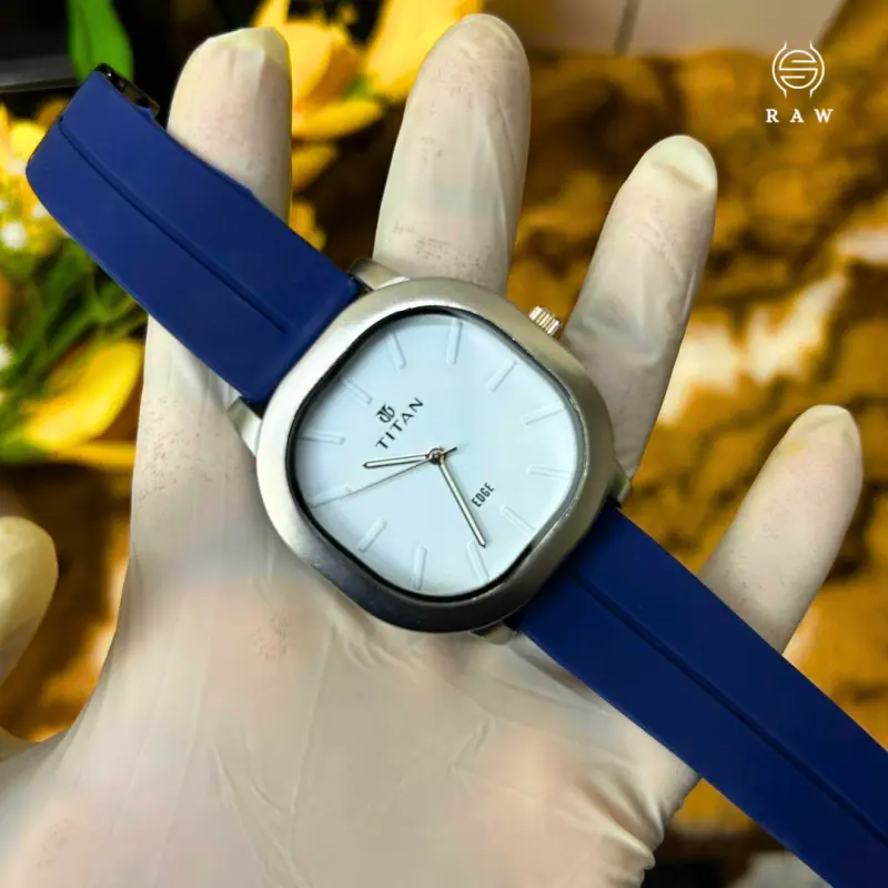 Blue Titan Magnet Lock Watch